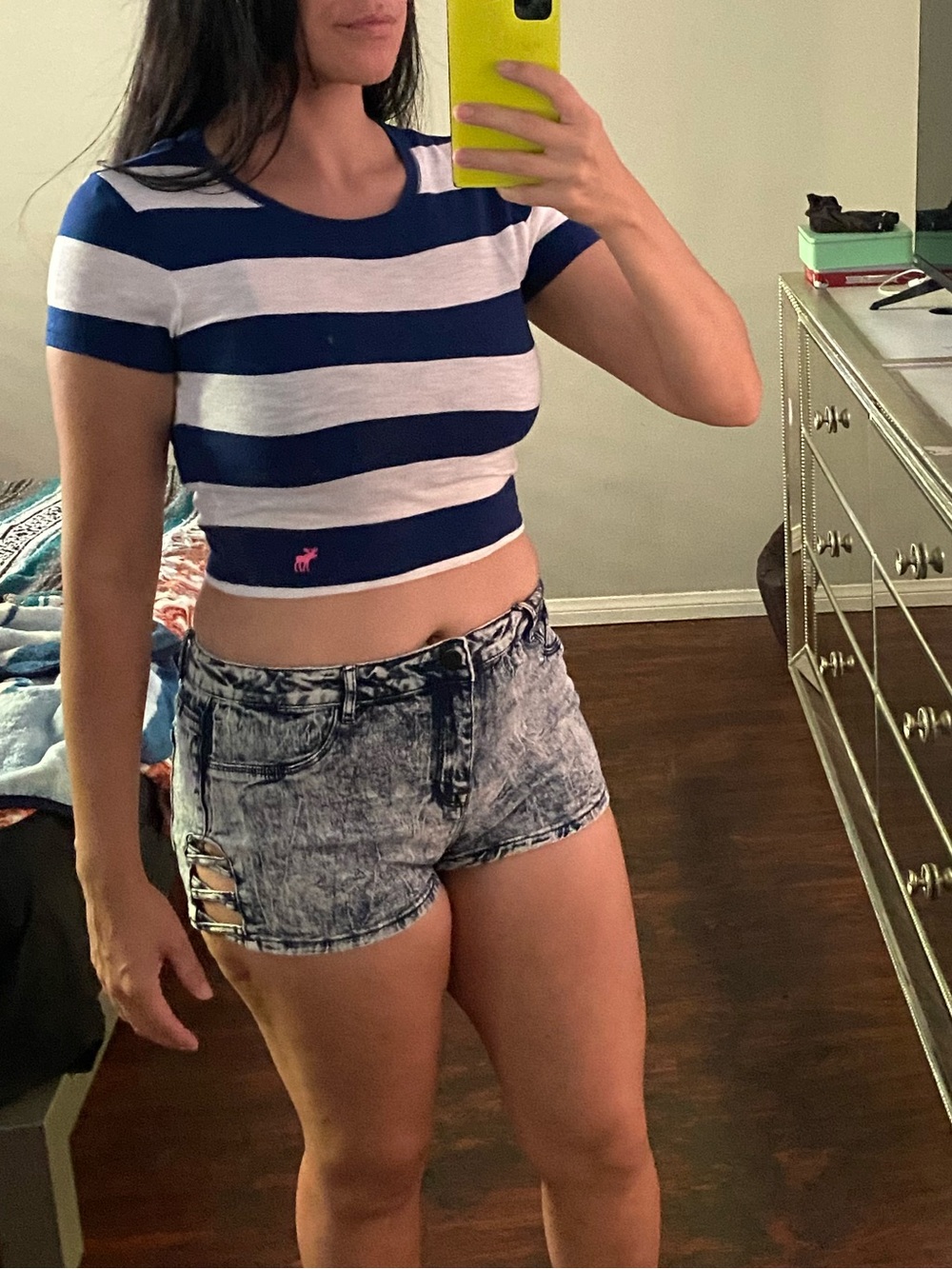 Abercrombie & Fitch Crop - Picture 3 of 8